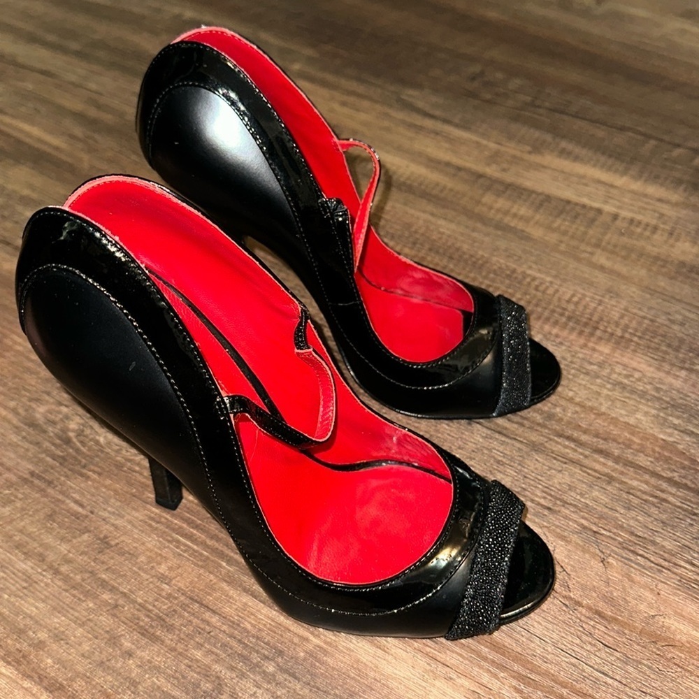 🌷VINTAGE CHARLES JOURDAN HEELS PEEP TOE AND PEEP HEELS IN SIZE 7.5 - Picture 1 of 5